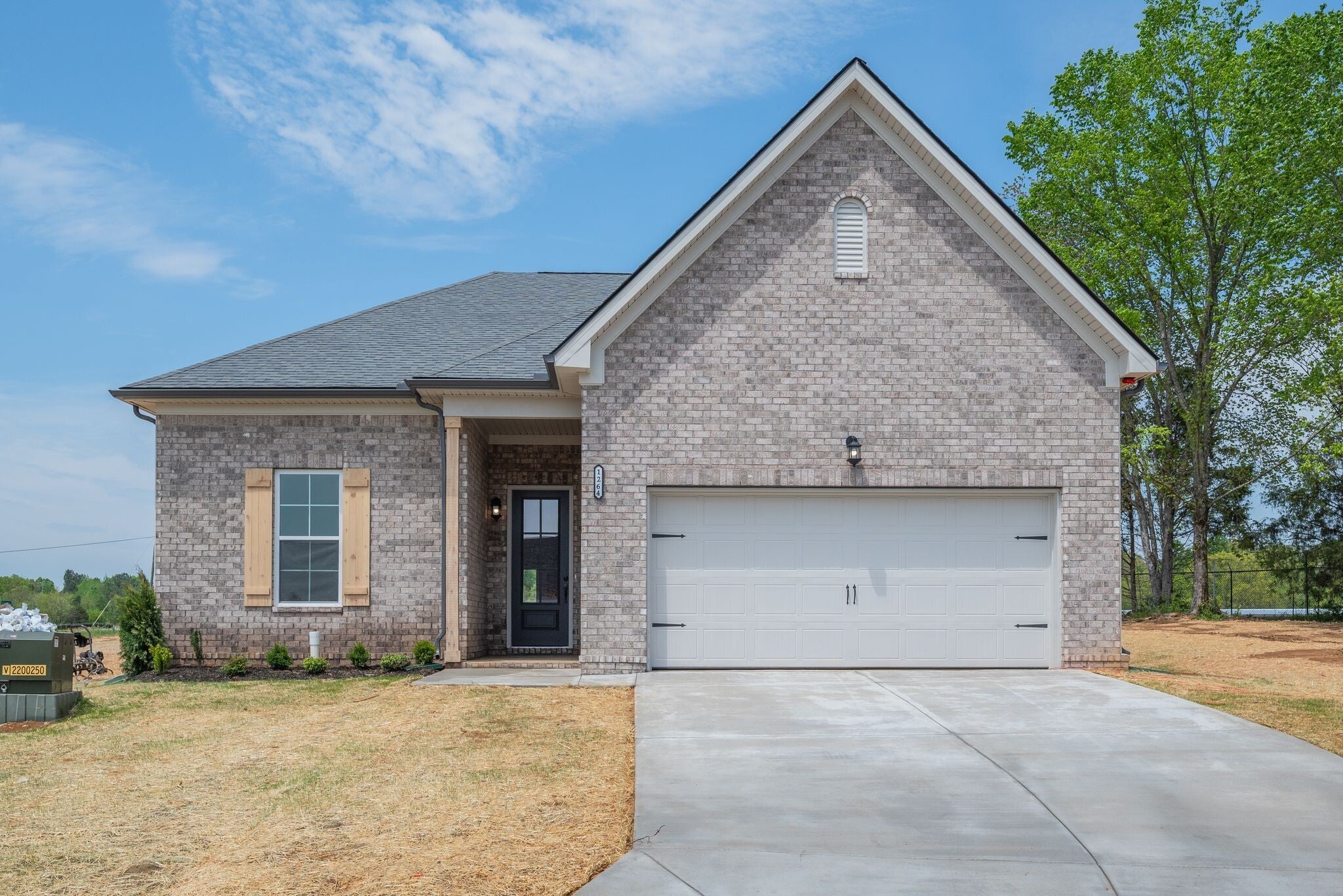 974 Hunters Ln