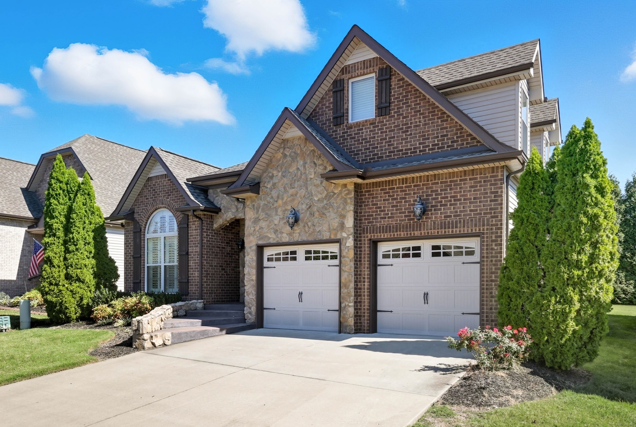 341 Turnberry Cir