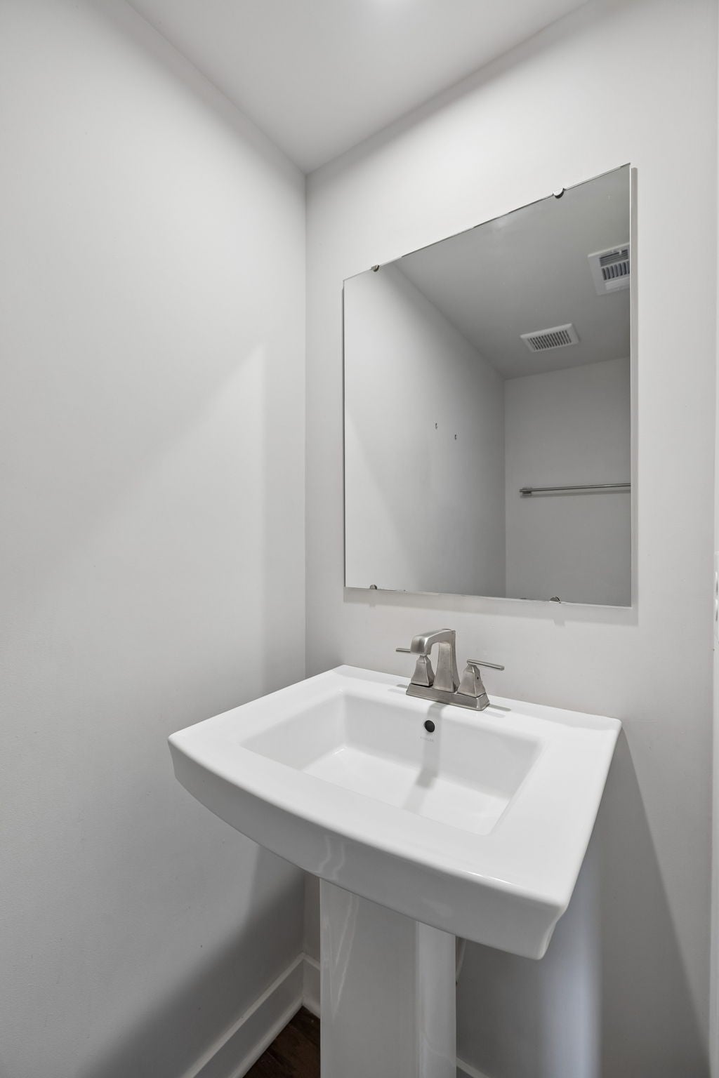 266 Dartmoor Pl