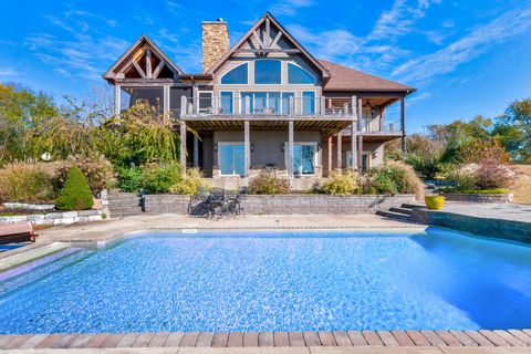 2886 Fly Rd Santa Fe TN 38482