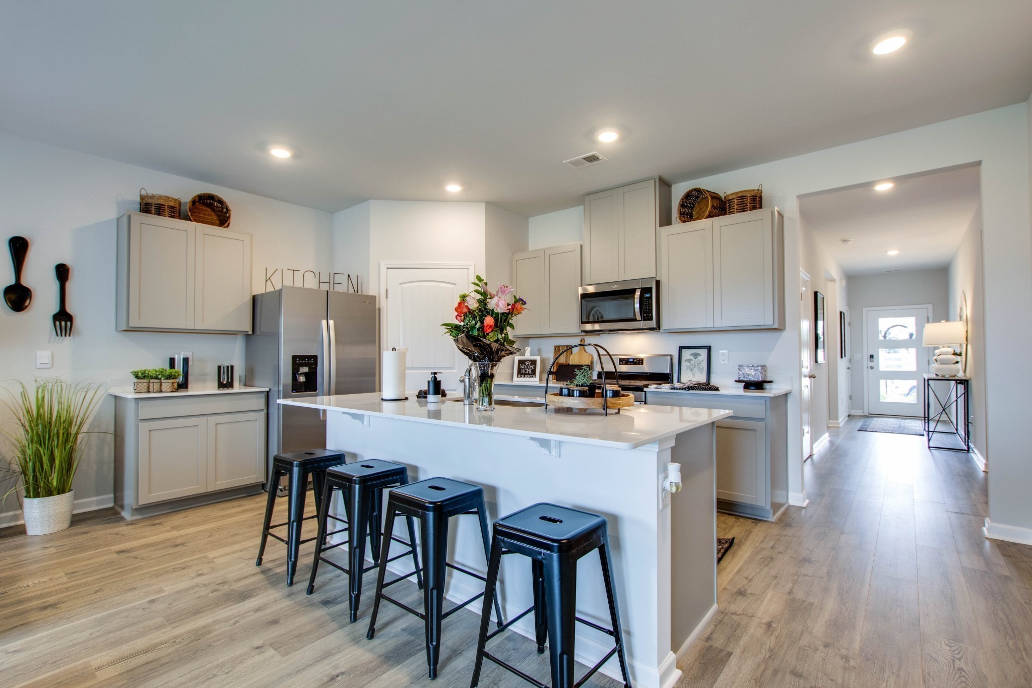 2188 Mackinac Bend