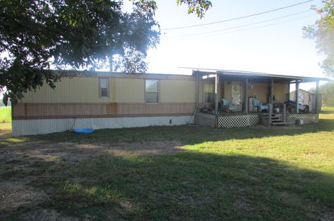 101 Newton Ln Ethridge TN 38456