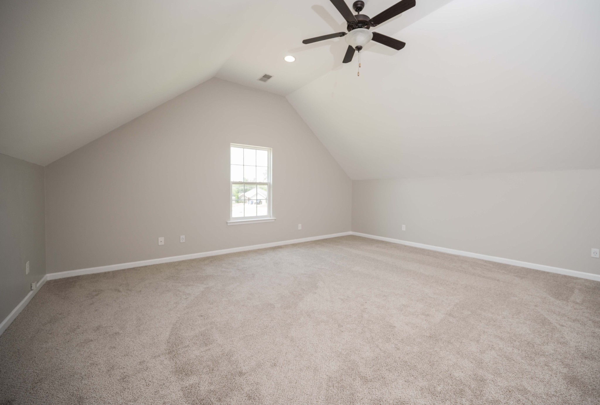 109 Gateway Ct