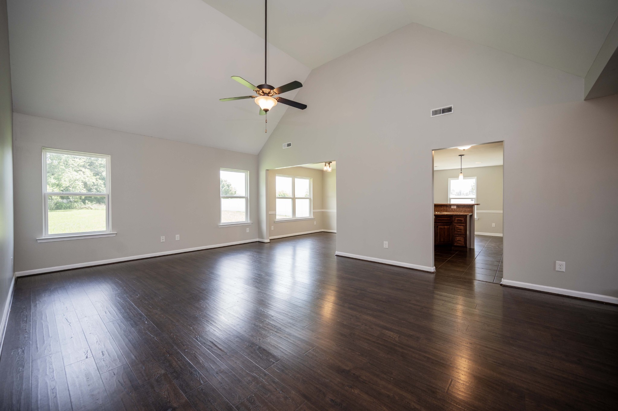 109 Gateway Ct