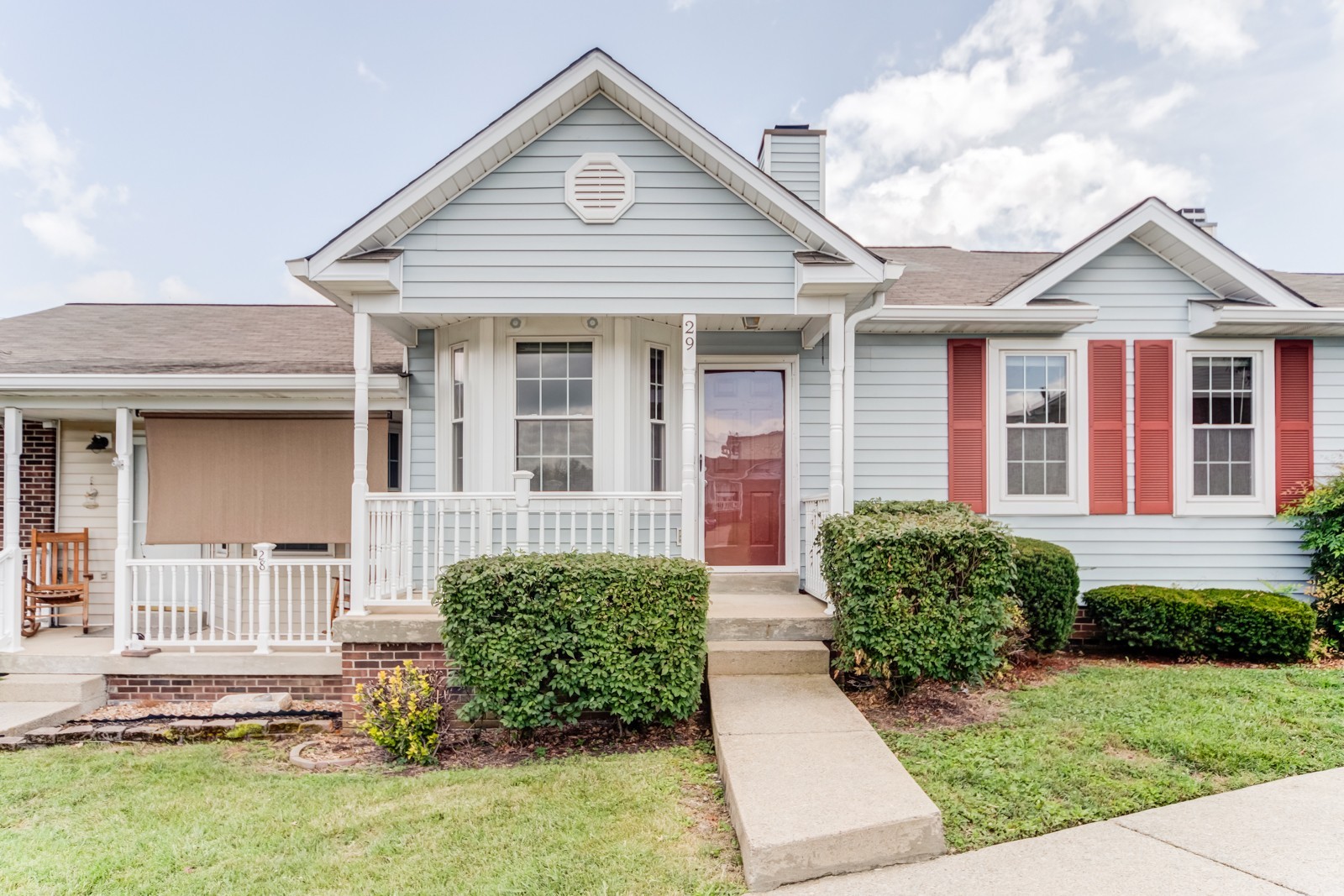 29 Rolling Meadows Dr NE