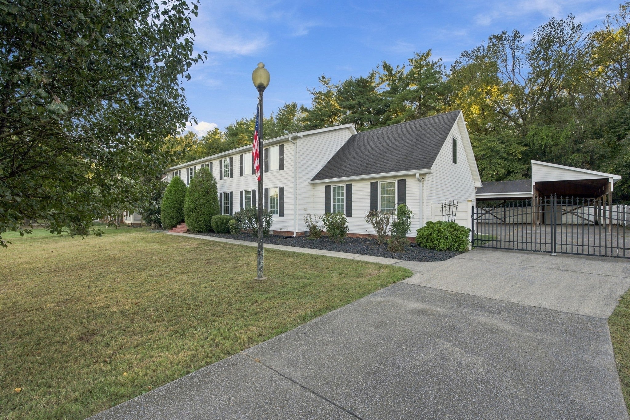 1111 Rutledge Dr