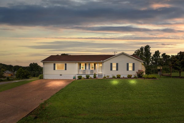 78 PATTERSON CIR, MC EWEN, TN 37101 - Image 202266fdc42e5a41c08f89ba66ad1bc2/545065579