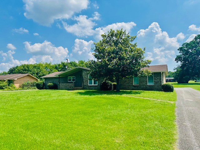 4218 Eatons Creek Rd