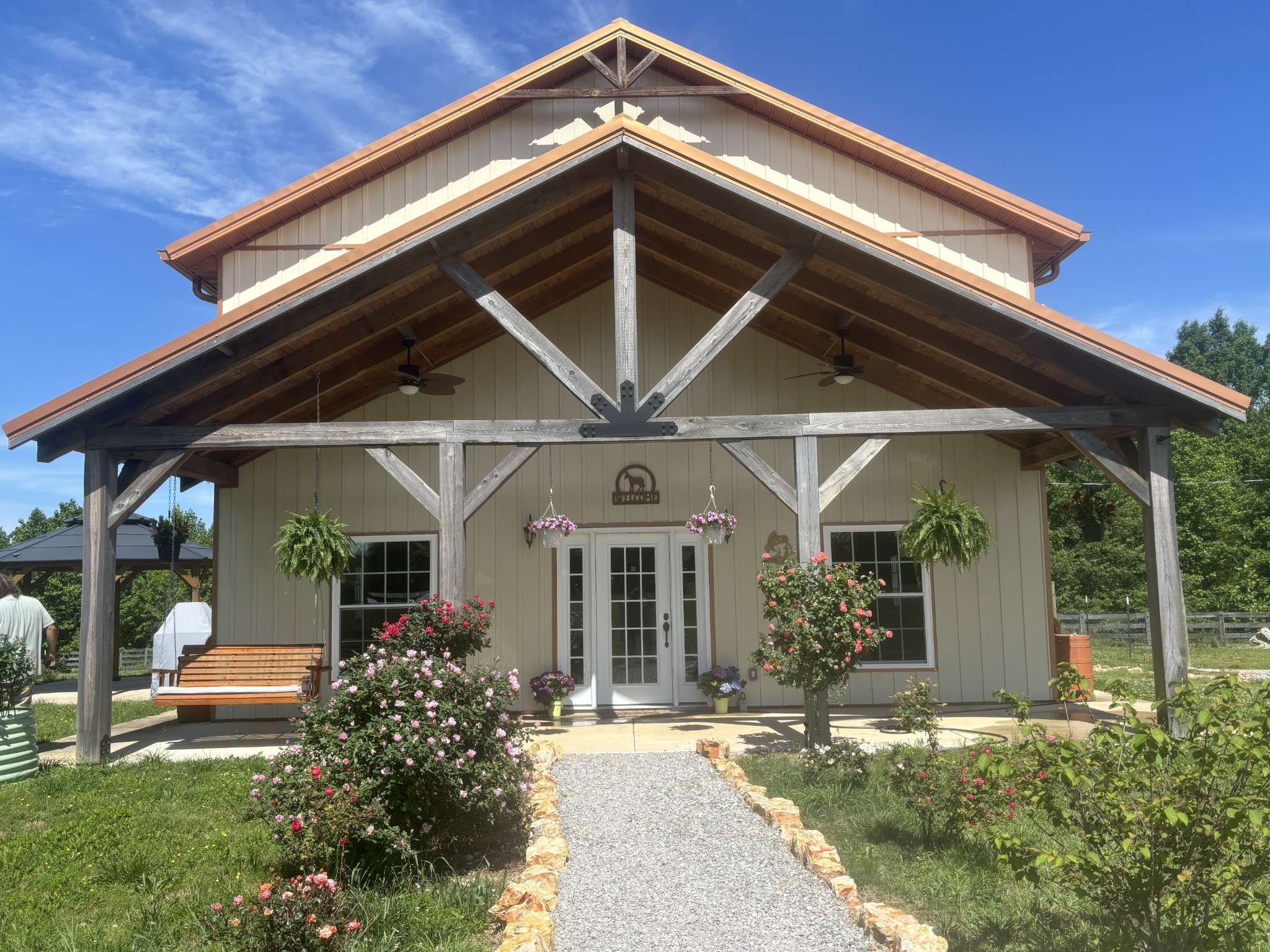1221 Johnson Branch Rd