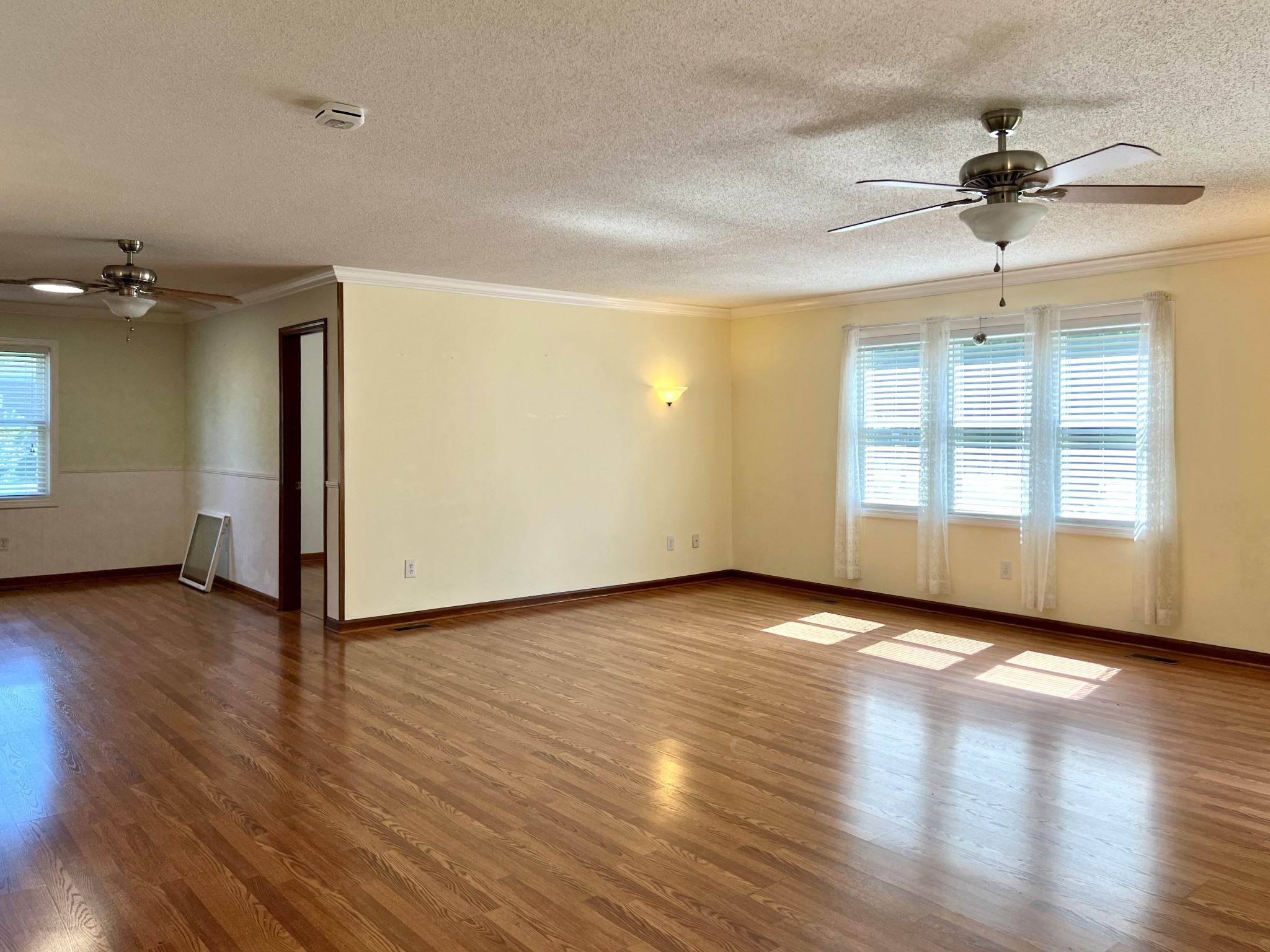 1036 Bowling Green Rd