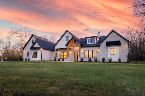 542 Cumberland Hills Dr Hendersonville TN 37075