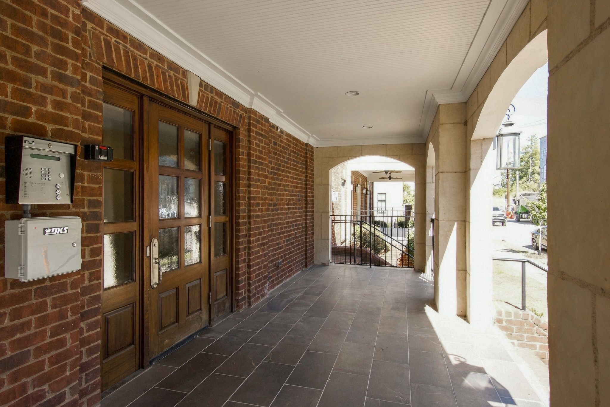 3210 W End Cir 102