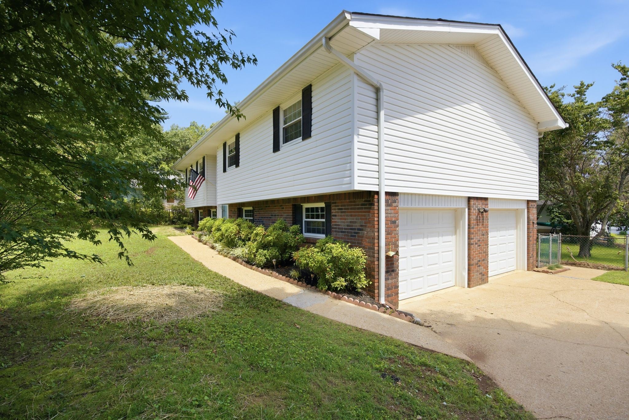 9103 Ole Farm Ln