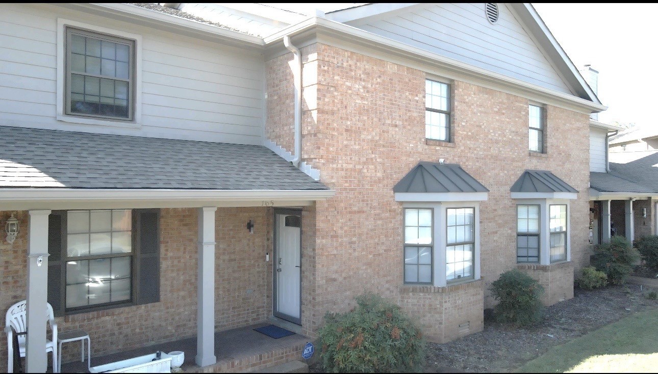165 Ellington Pl