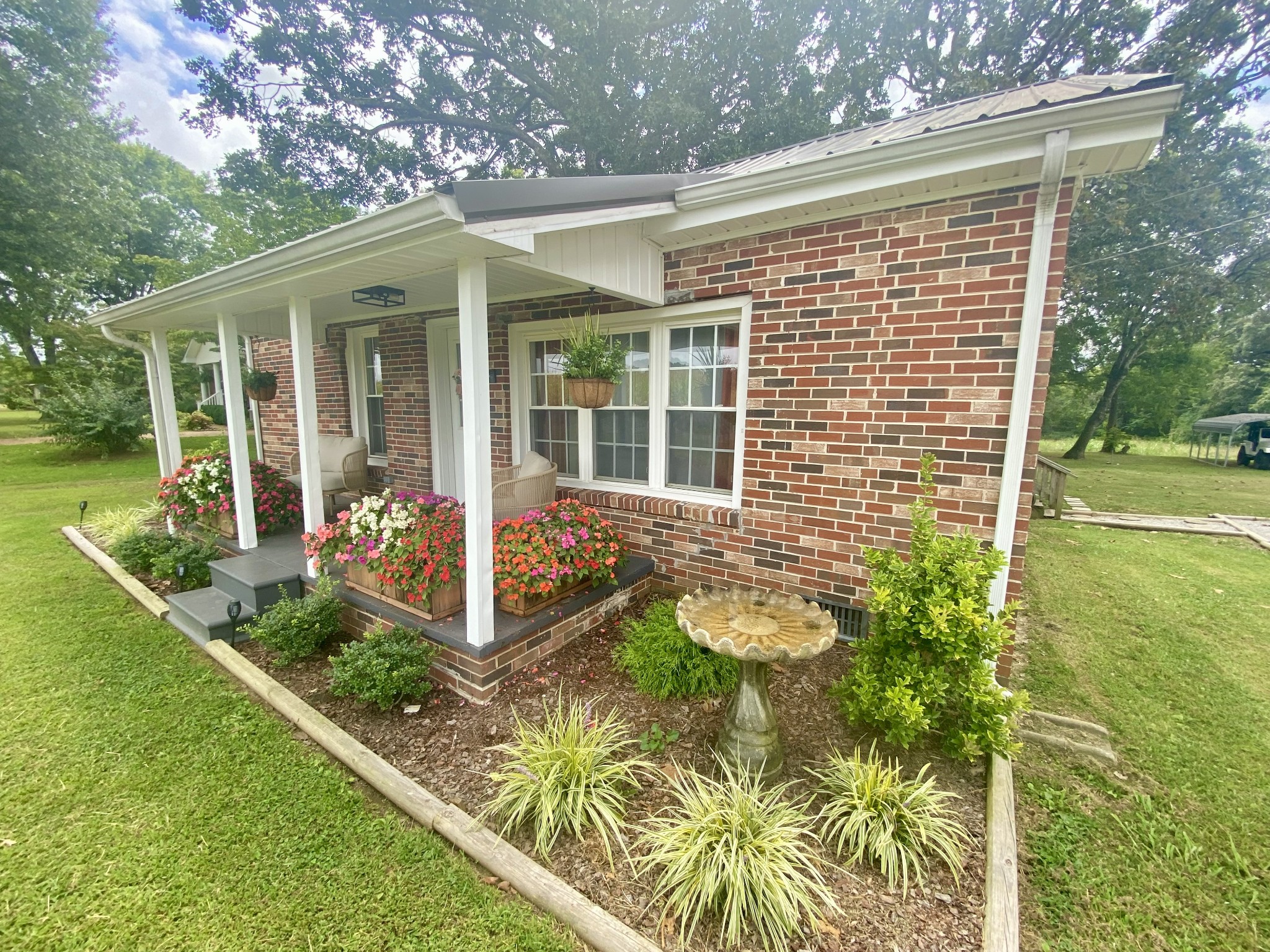 308 Spring St