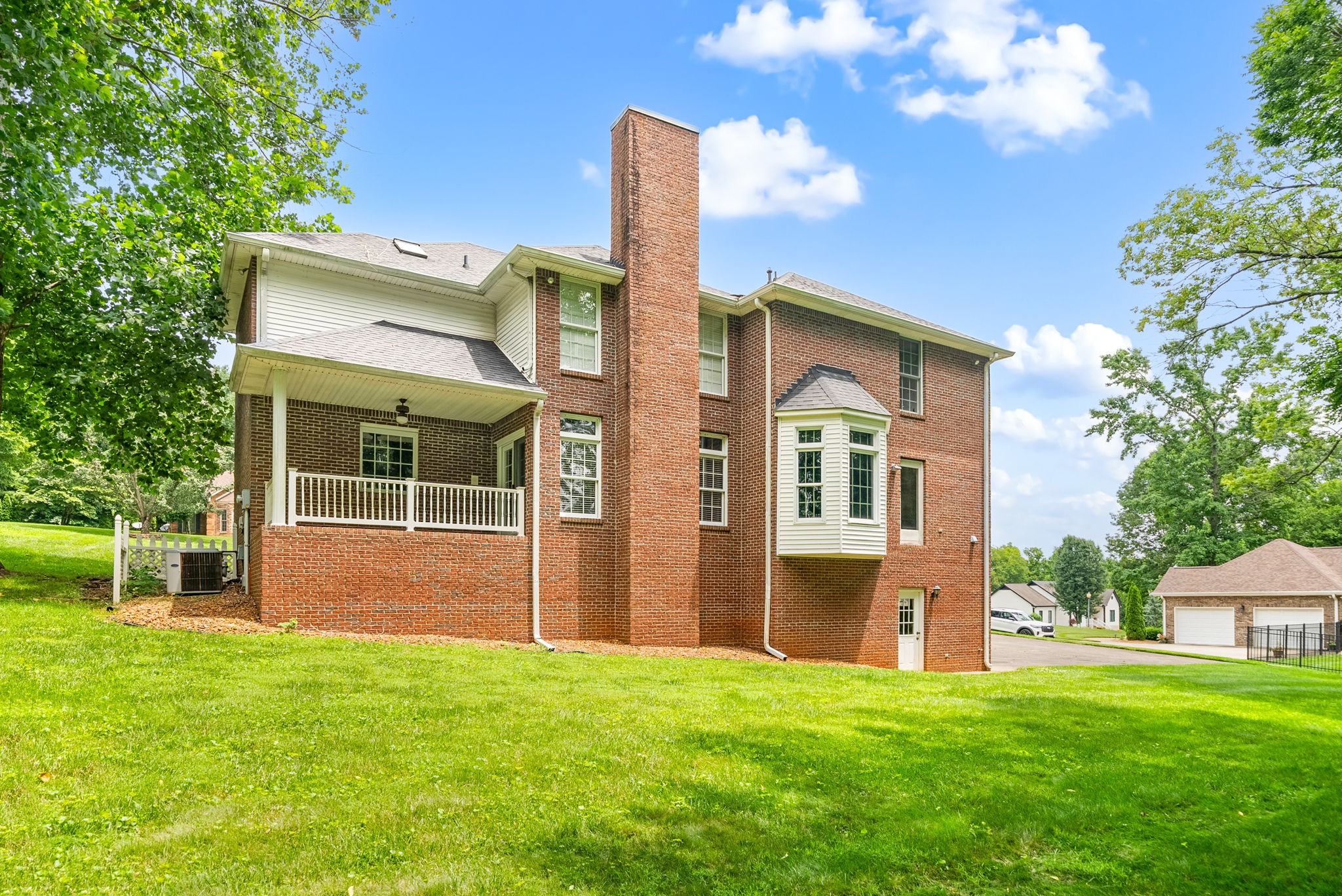2118 Queens Bluff Way