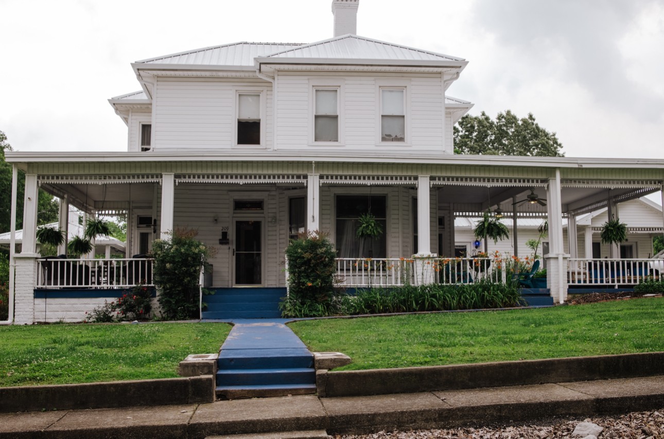 209 Main St