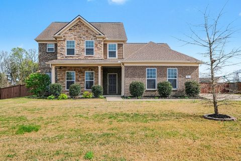 Photo of 841 Madison Dr, Lebanon, TN 37087 (MLS # 3168109)