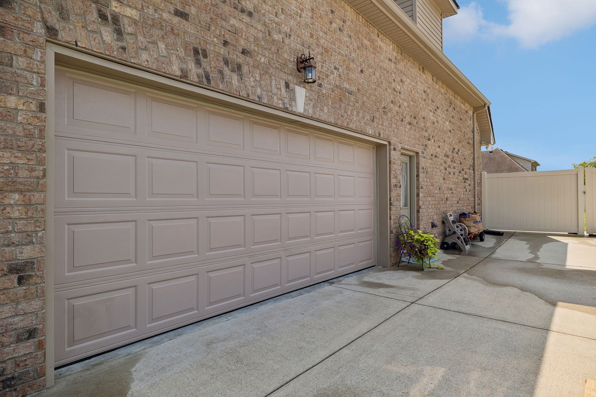 5149 Prickly Pine Pl