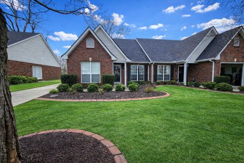 2729 Stonehedge Dr Murfreesboro TN 37128