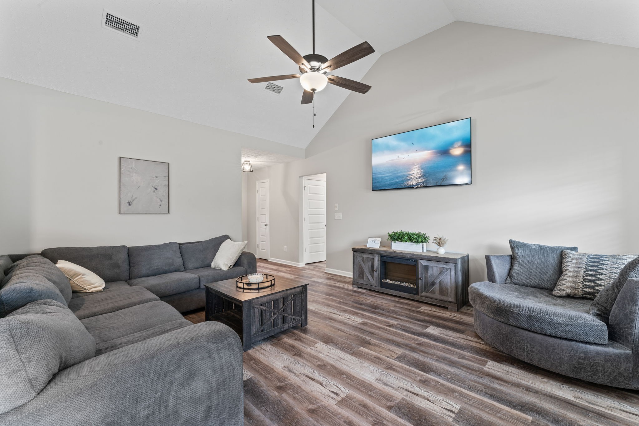 52 Blanford Cir