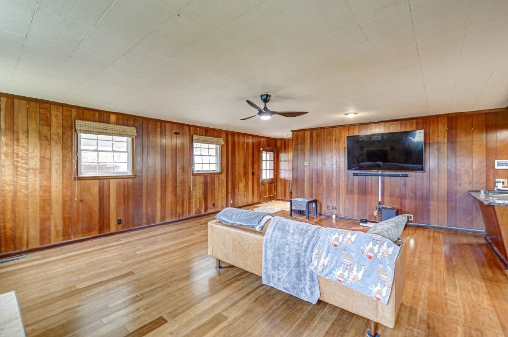 201 Sulphur Springs Road