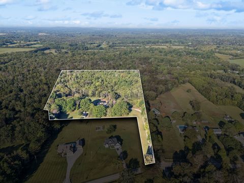 4650 Lunns Store Rd Chapel Hill TN 37034