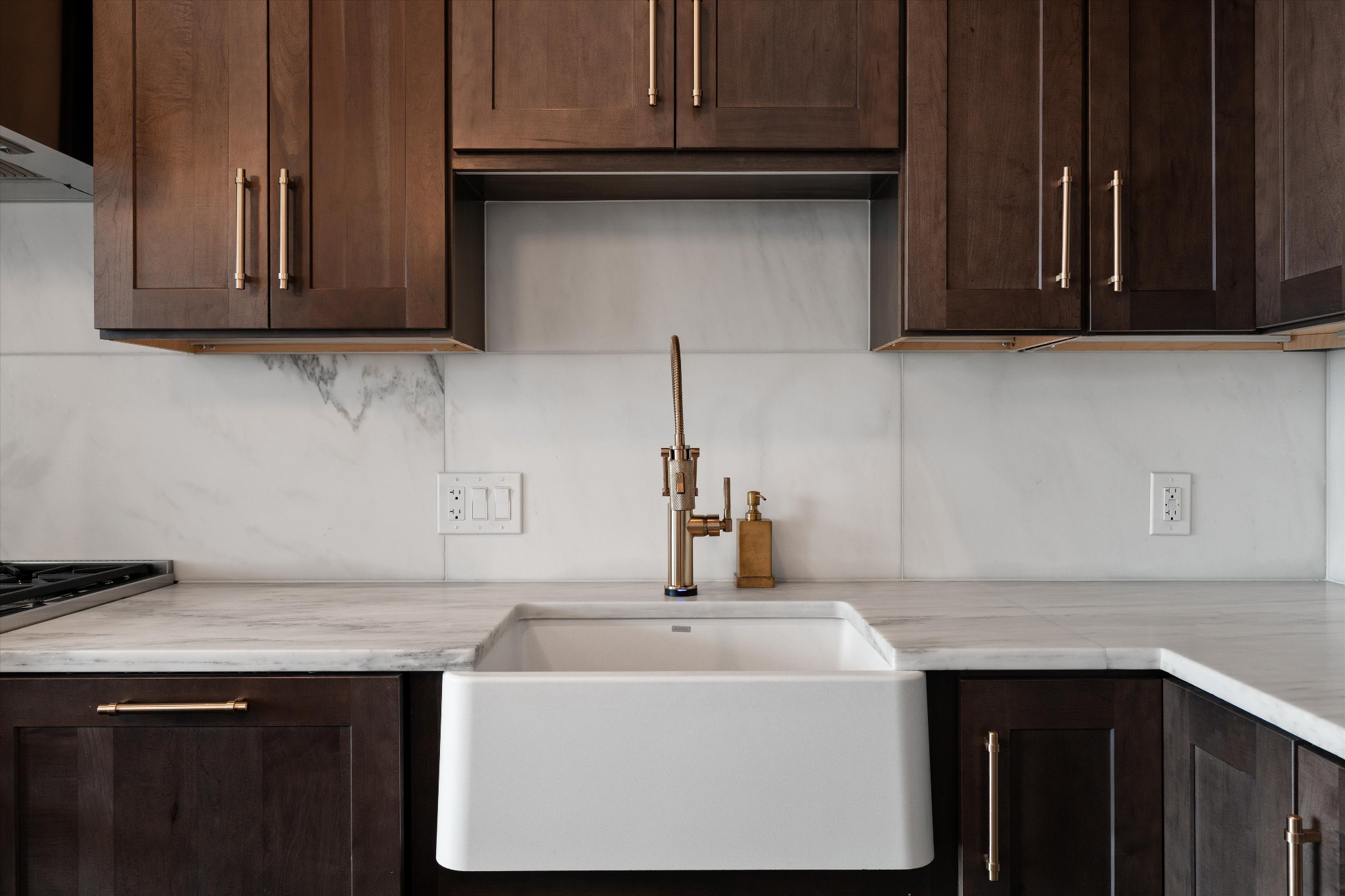 1616 West End Ave 2910