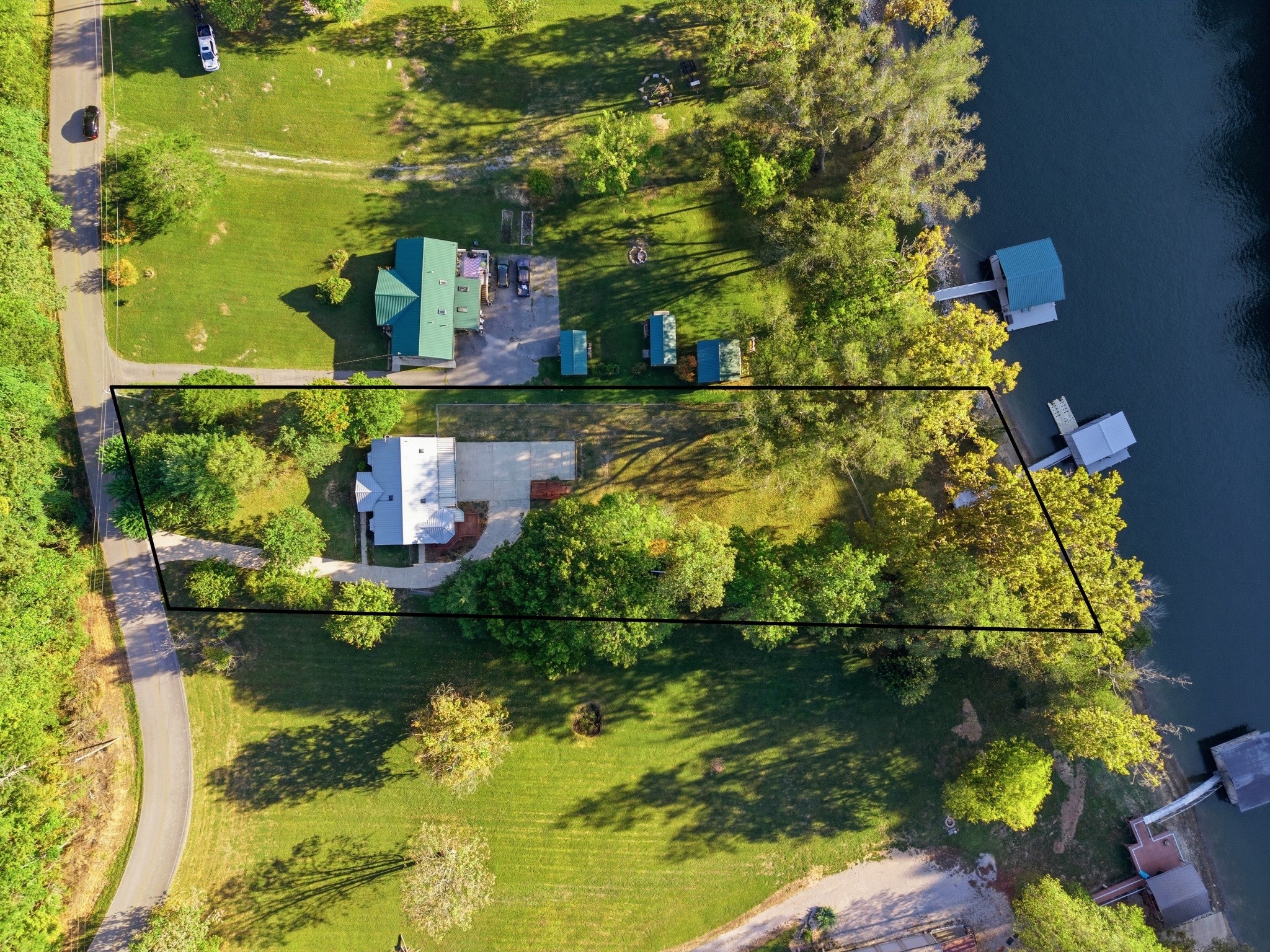 263 River Oaks Dr