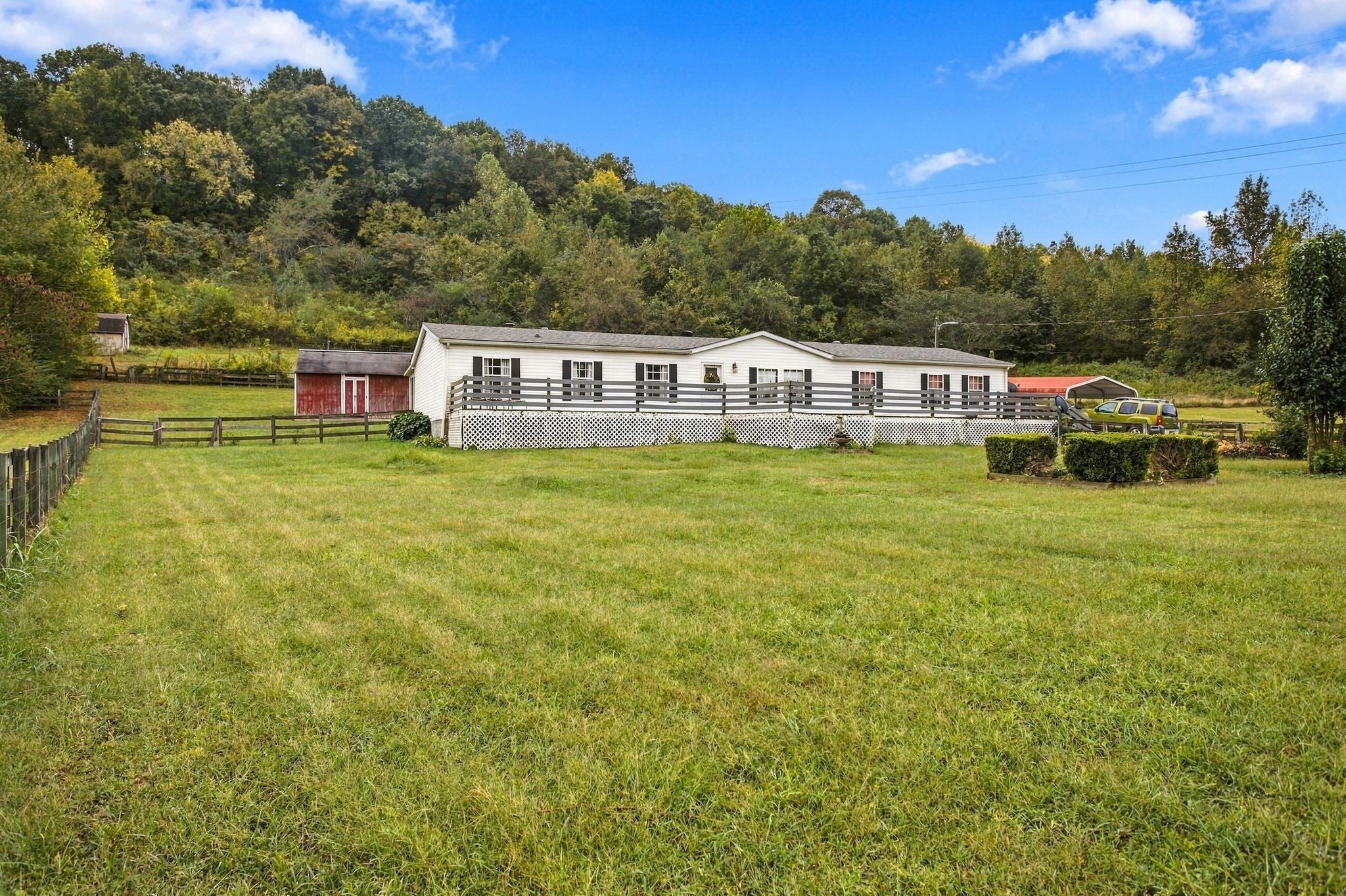 8639 King Hollow Road