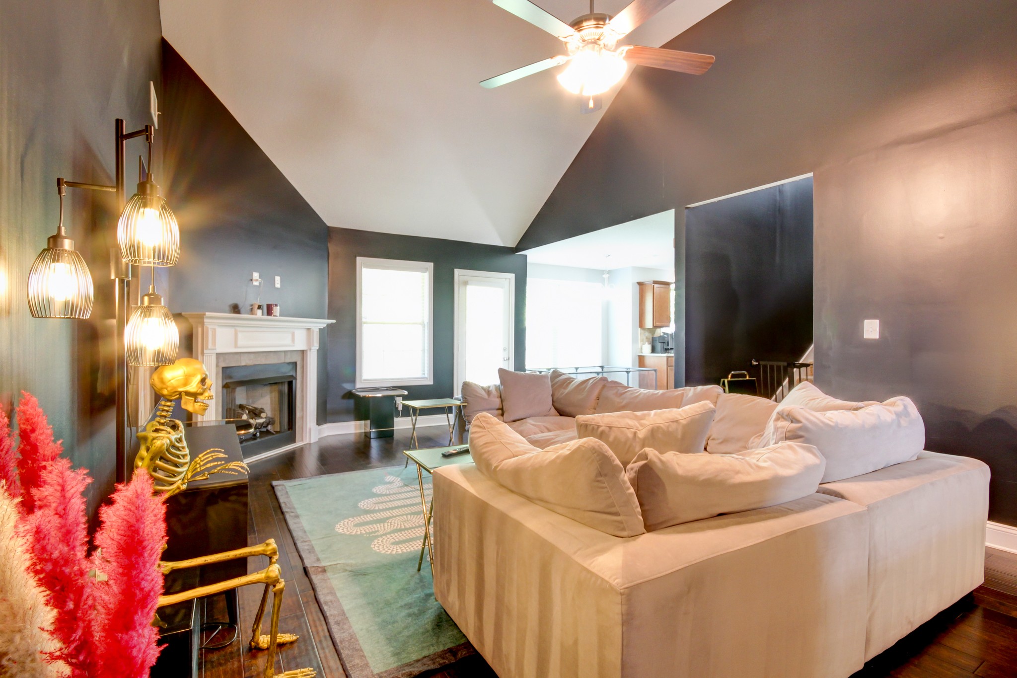1029 Charles Thomas Dr