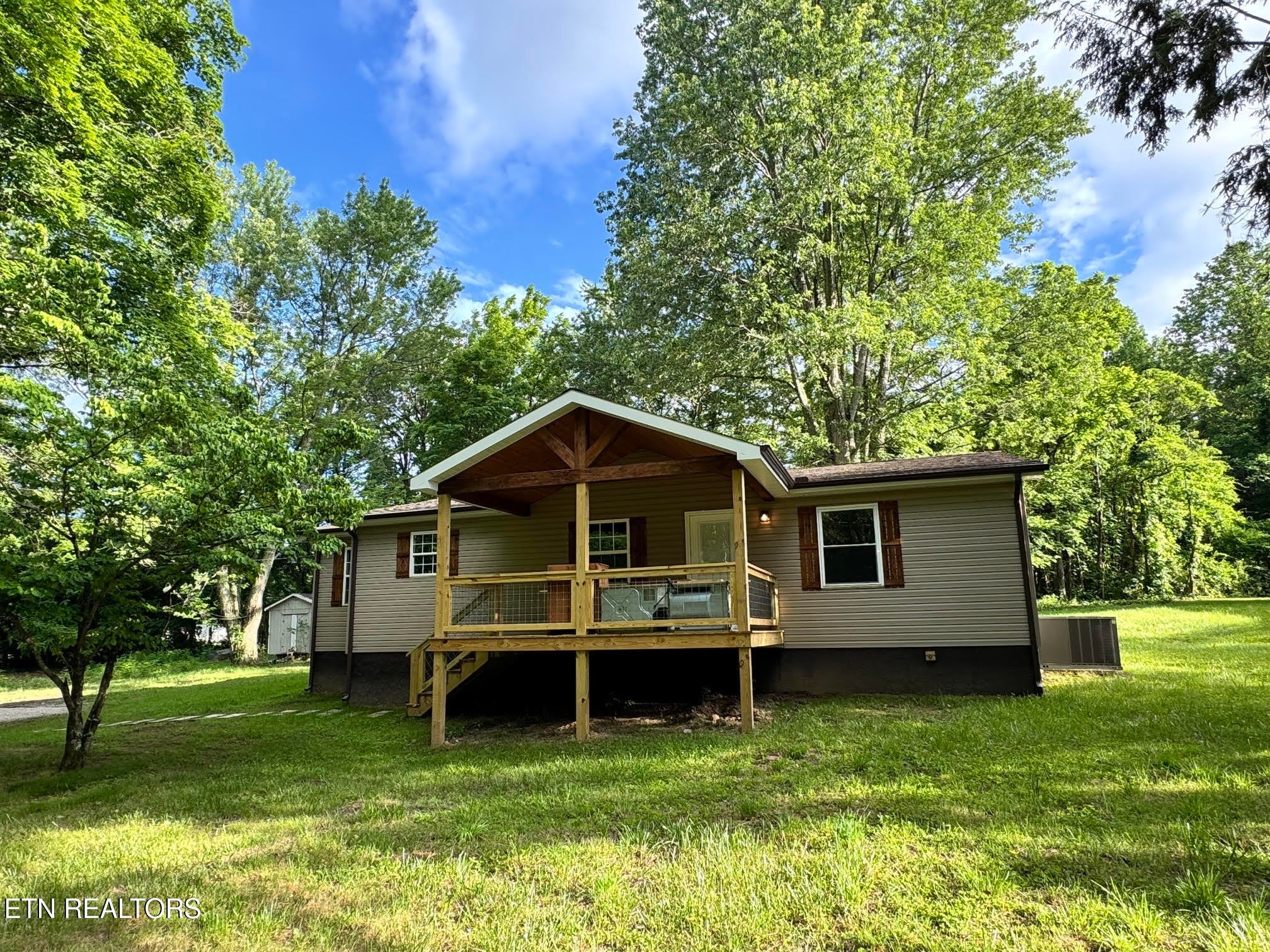 2506 Rugby Pike