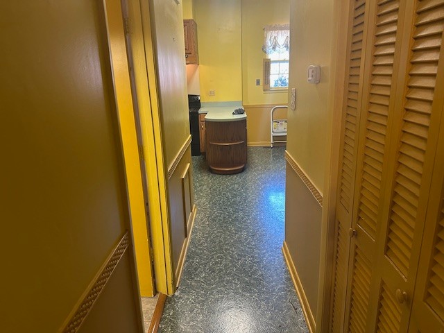 103 Cowan St W