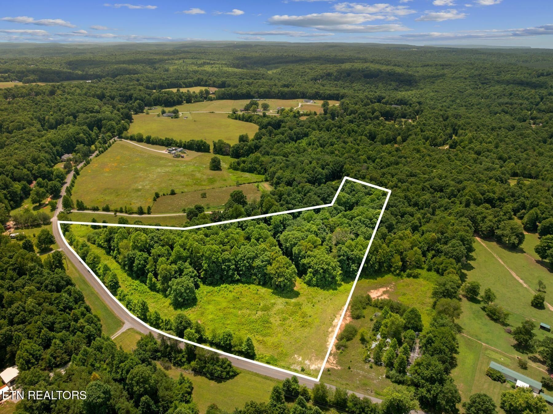 0 W Lake Rd