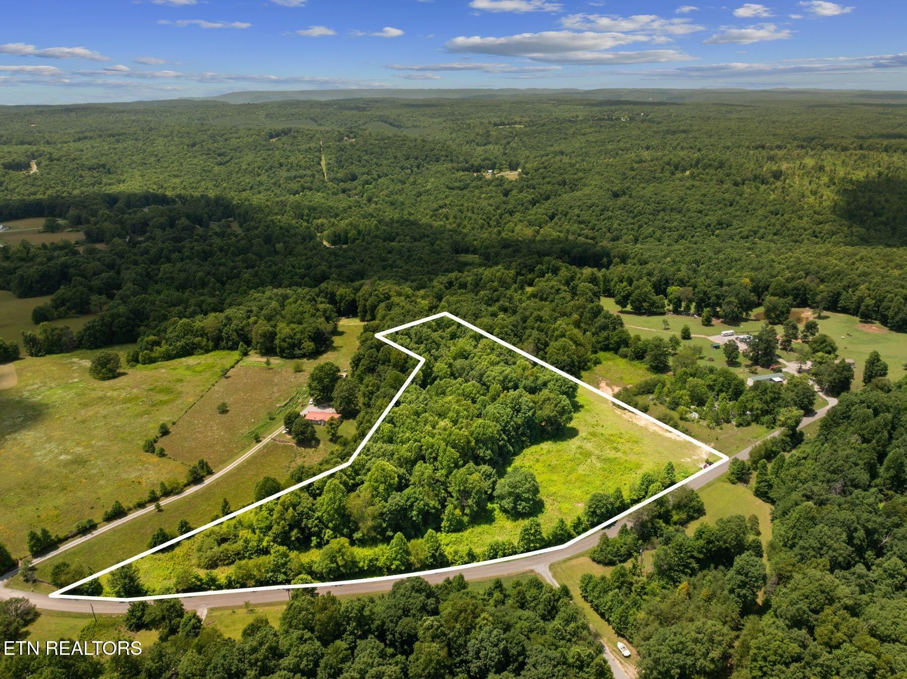 0 W Lake Rd