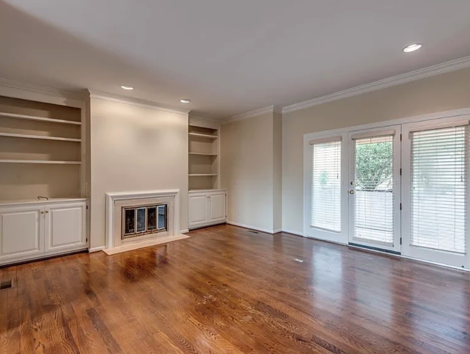 252 Westchase Dr
