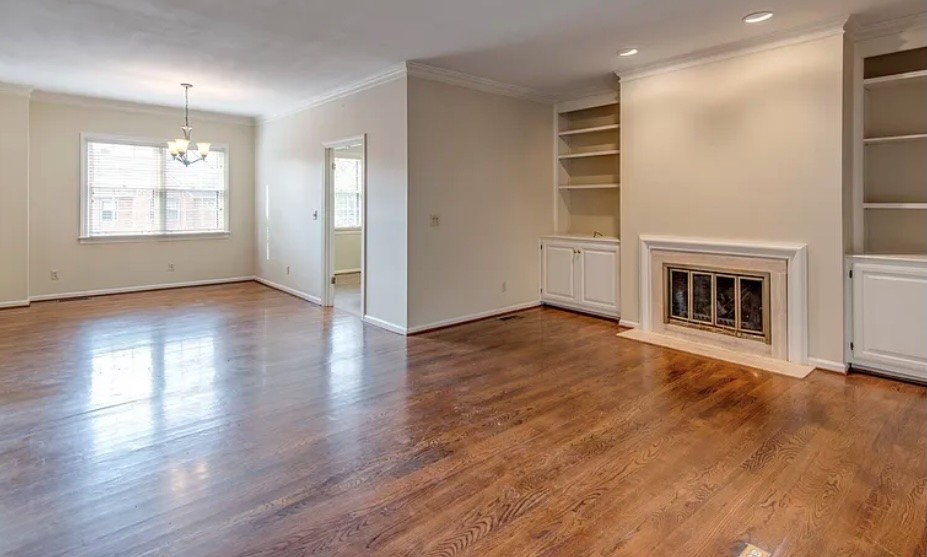 252 Westchase Dr