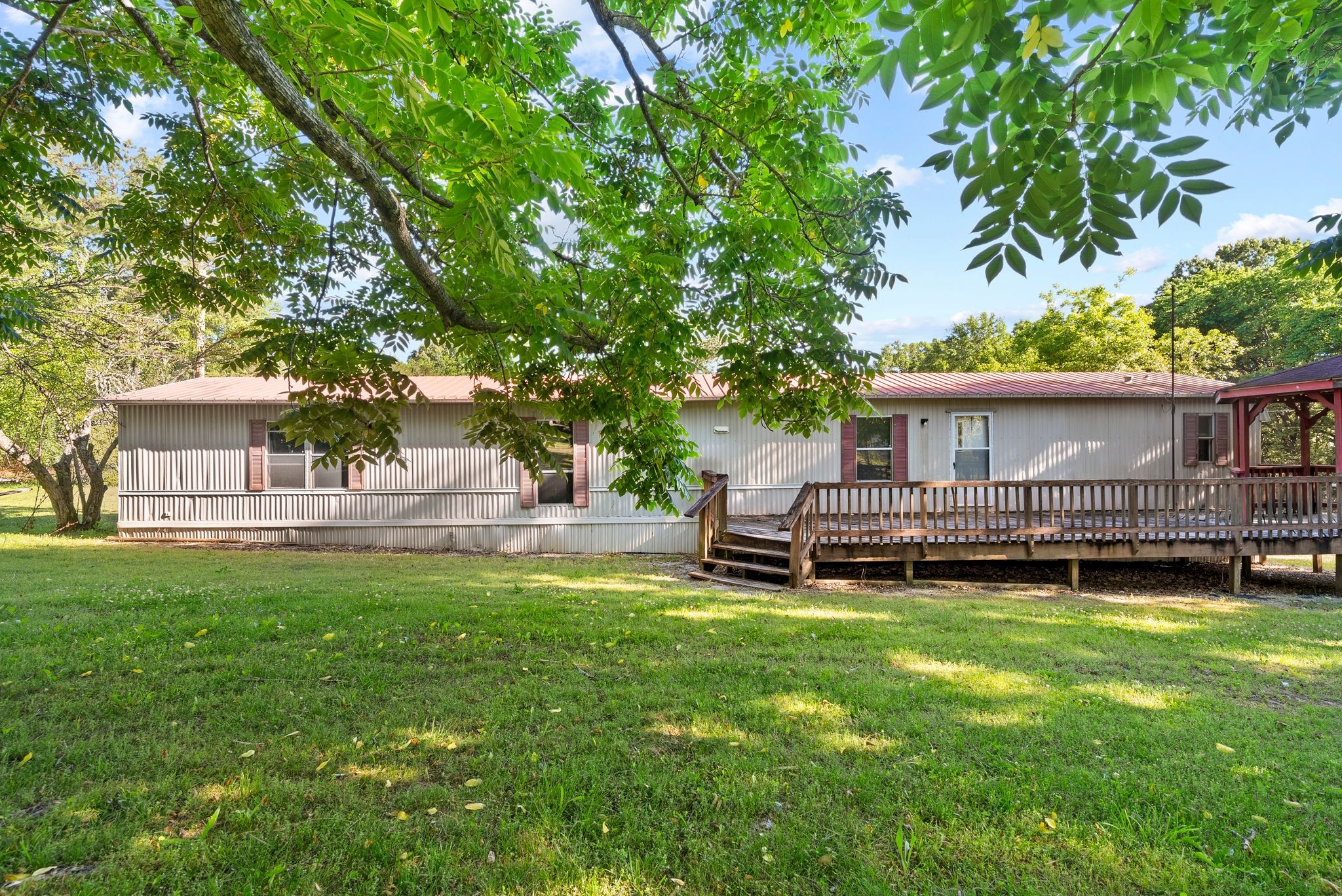 54 Frederick Pl