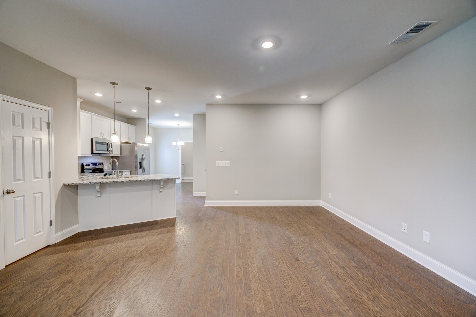 251 Grandstand Blvd