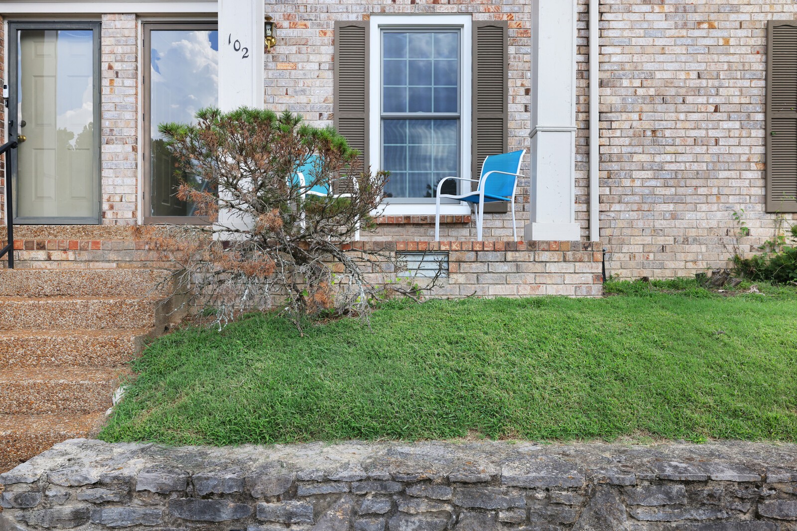 102 Northcrest Ct