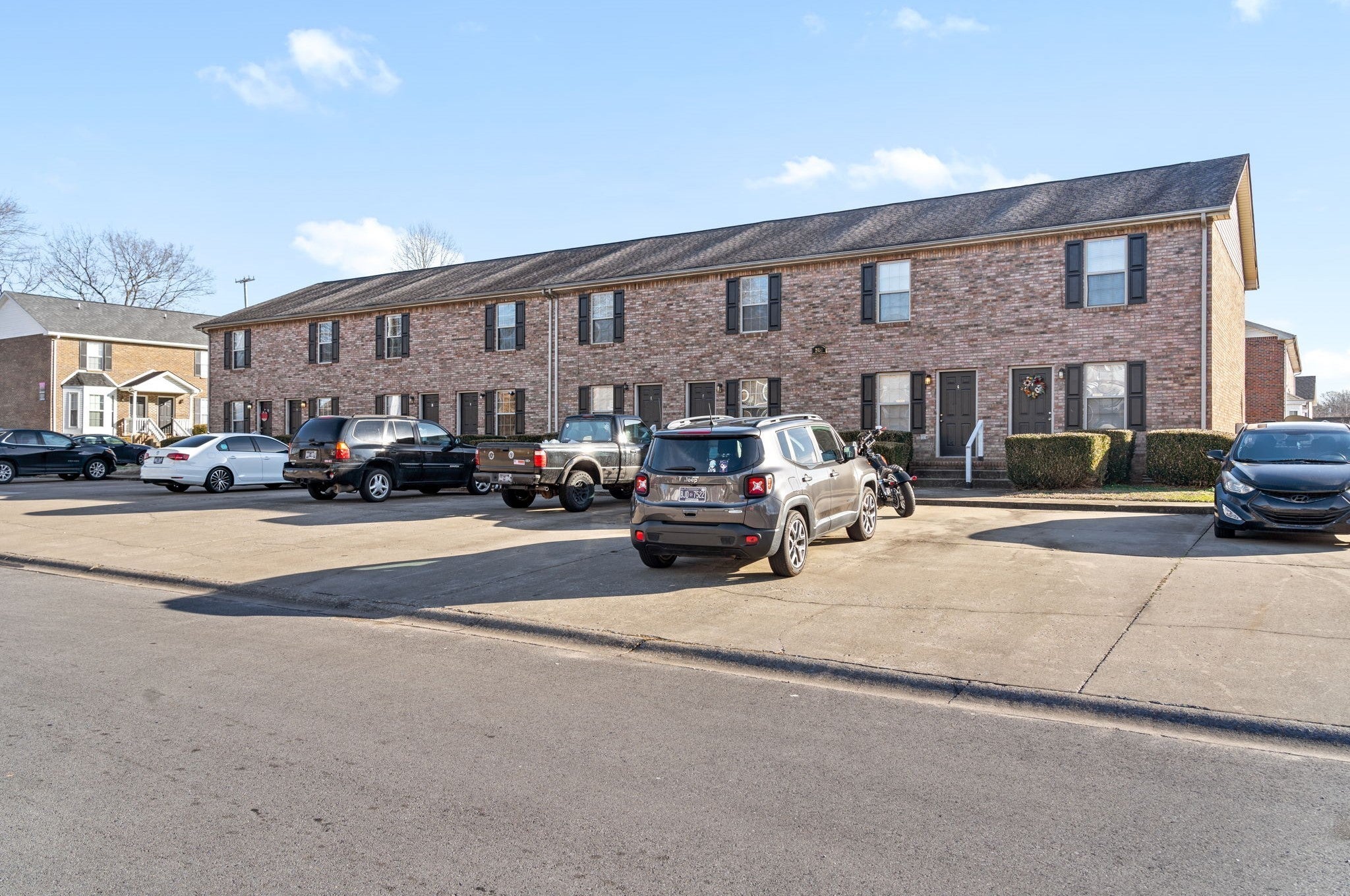 2450 Caroline Dr F