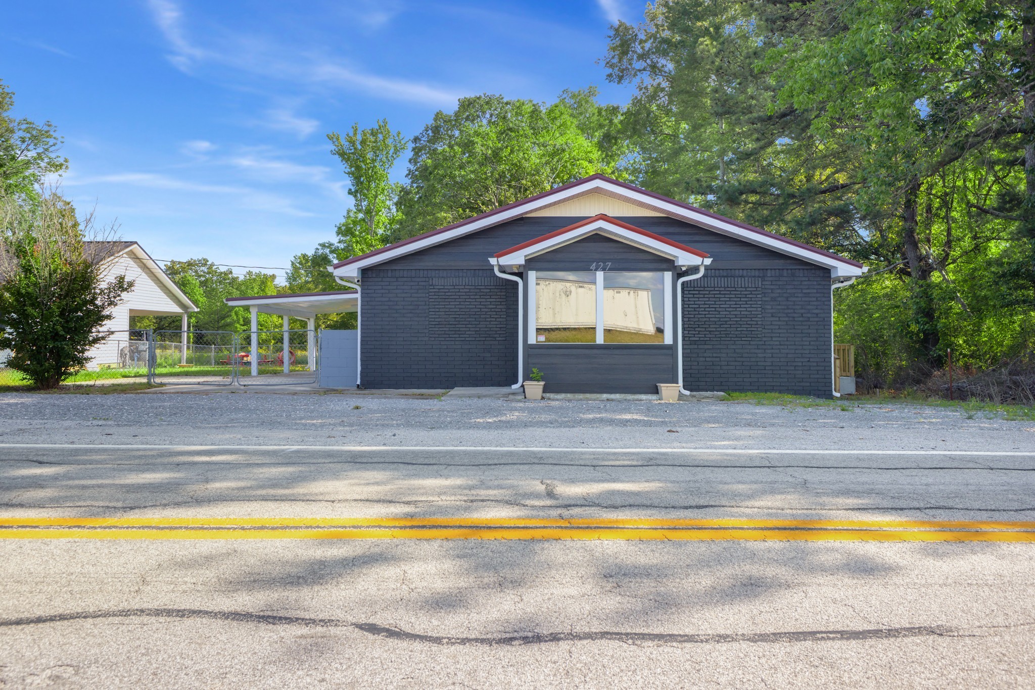 427 S Fair St