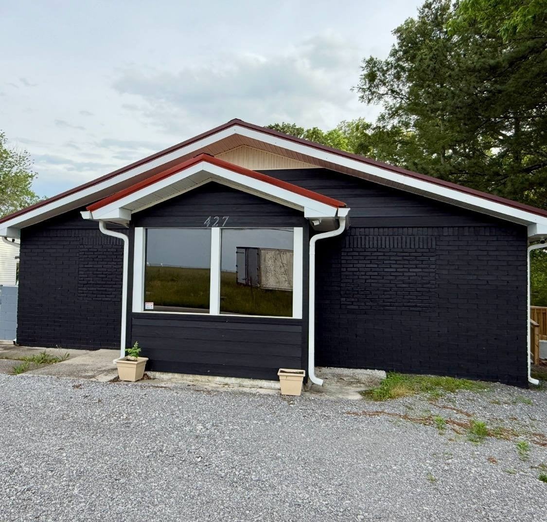 Photo 1 of 29 — 427 S Fair St, Morrison, TN 37357
