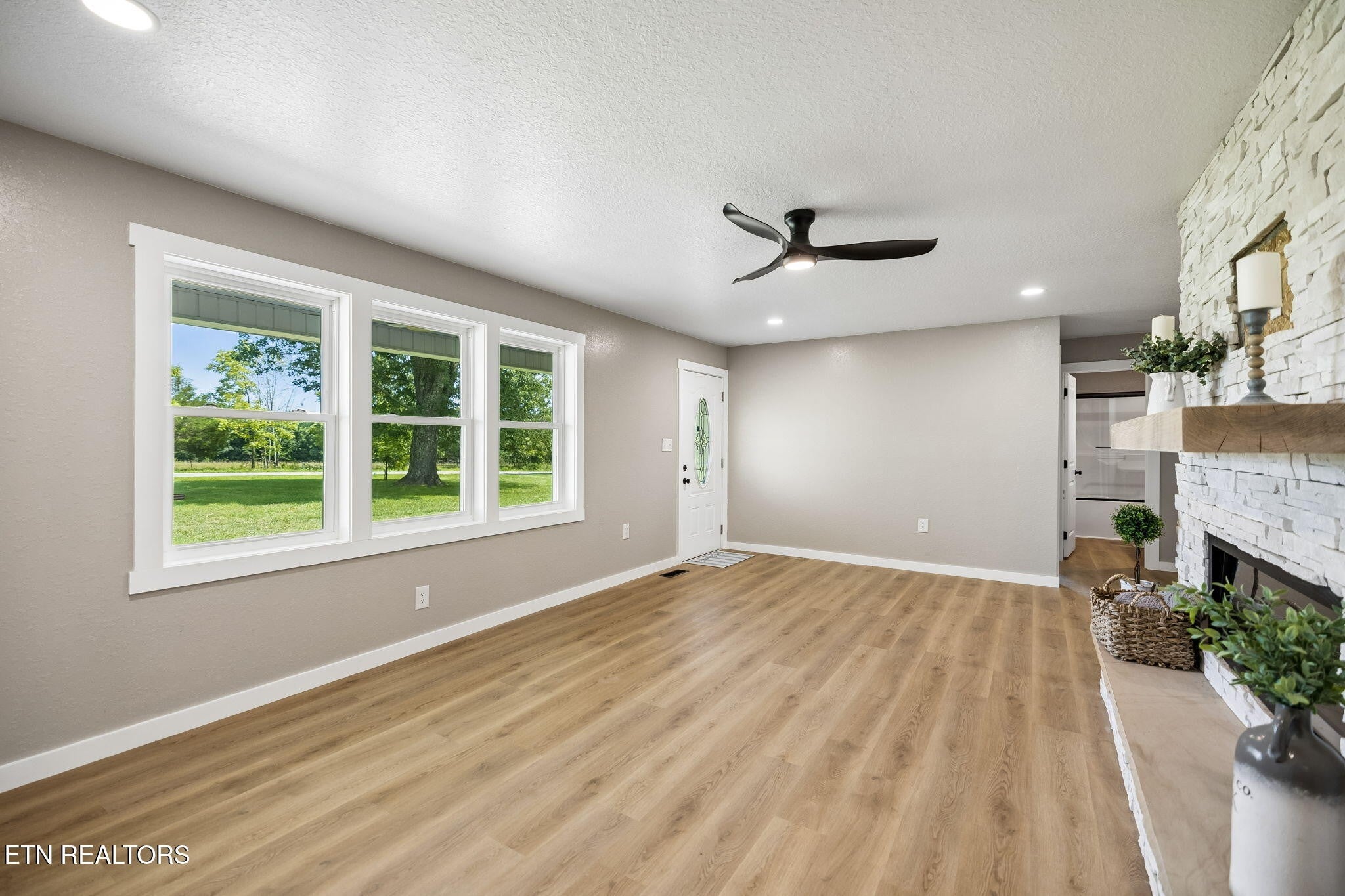 1509 Ted Davis Rd