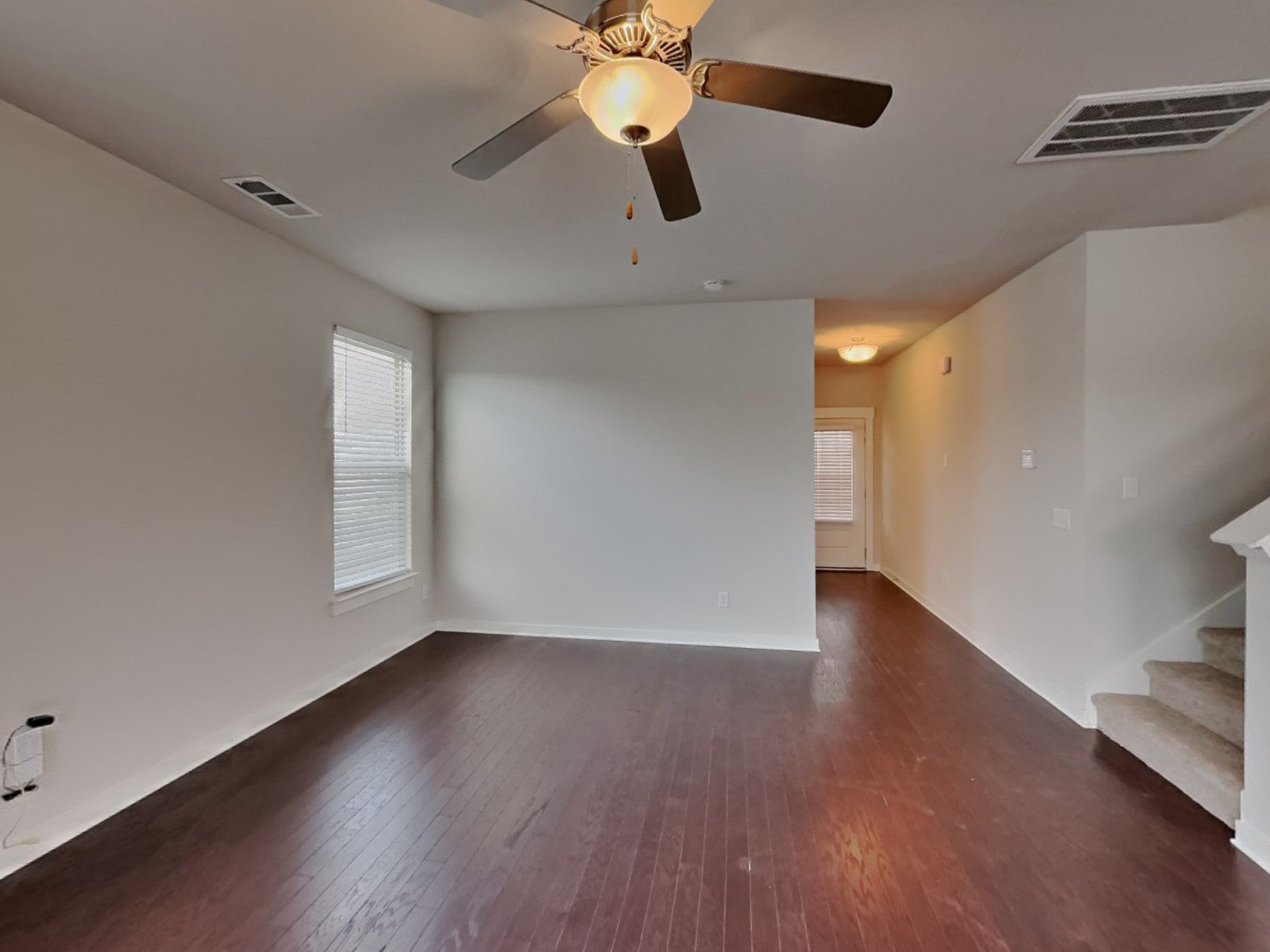 4937 Kingdom Dr