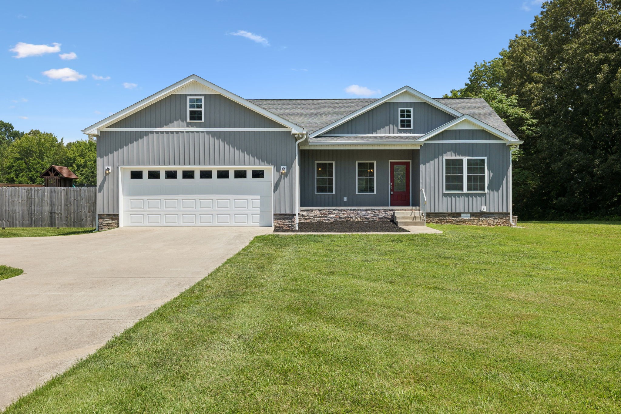 136 Blue Moon Rd