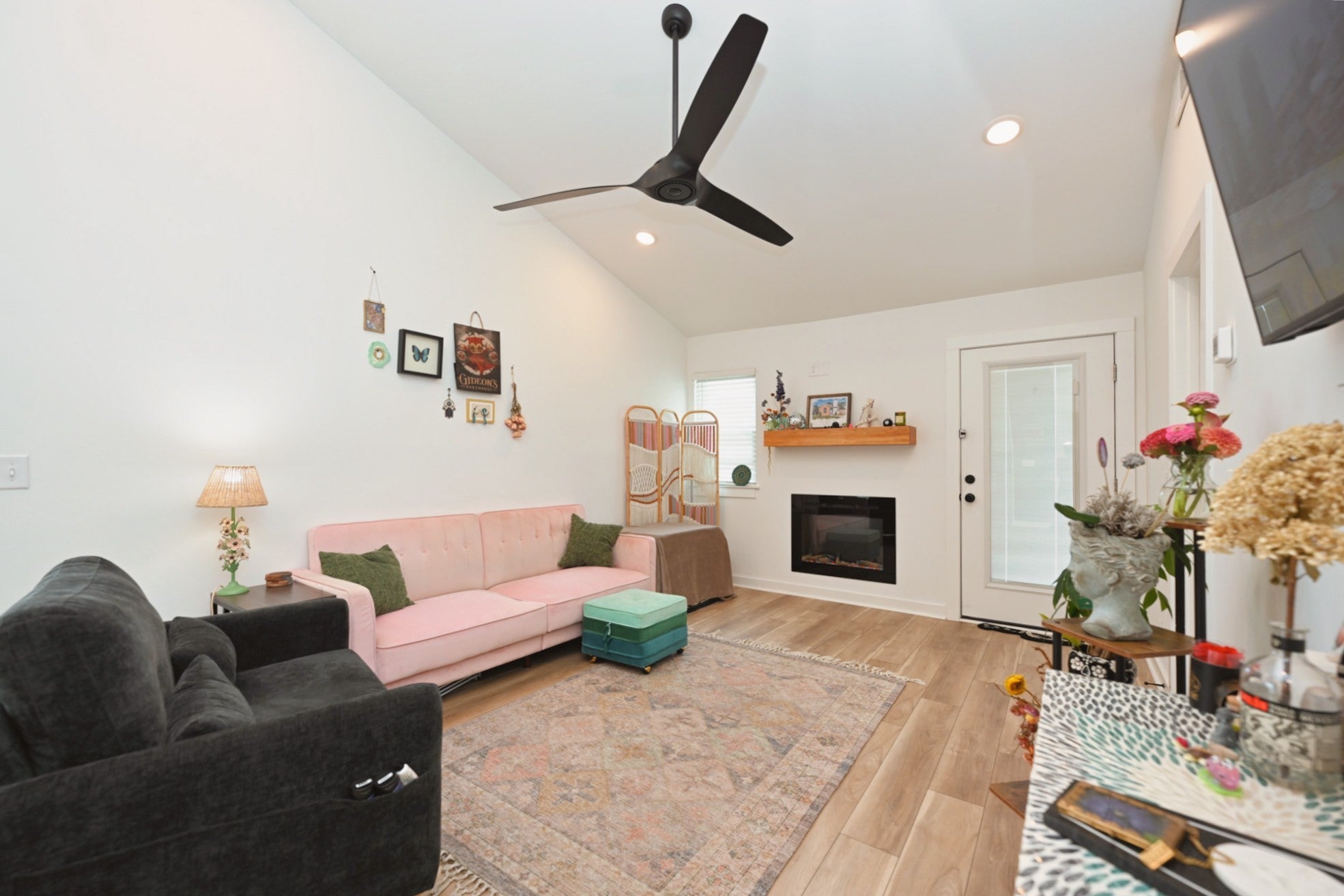 2514 Sonar St