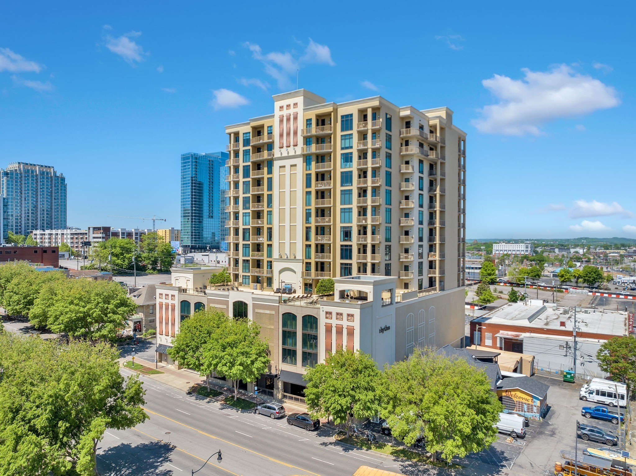 1510 Demonbreun St 806