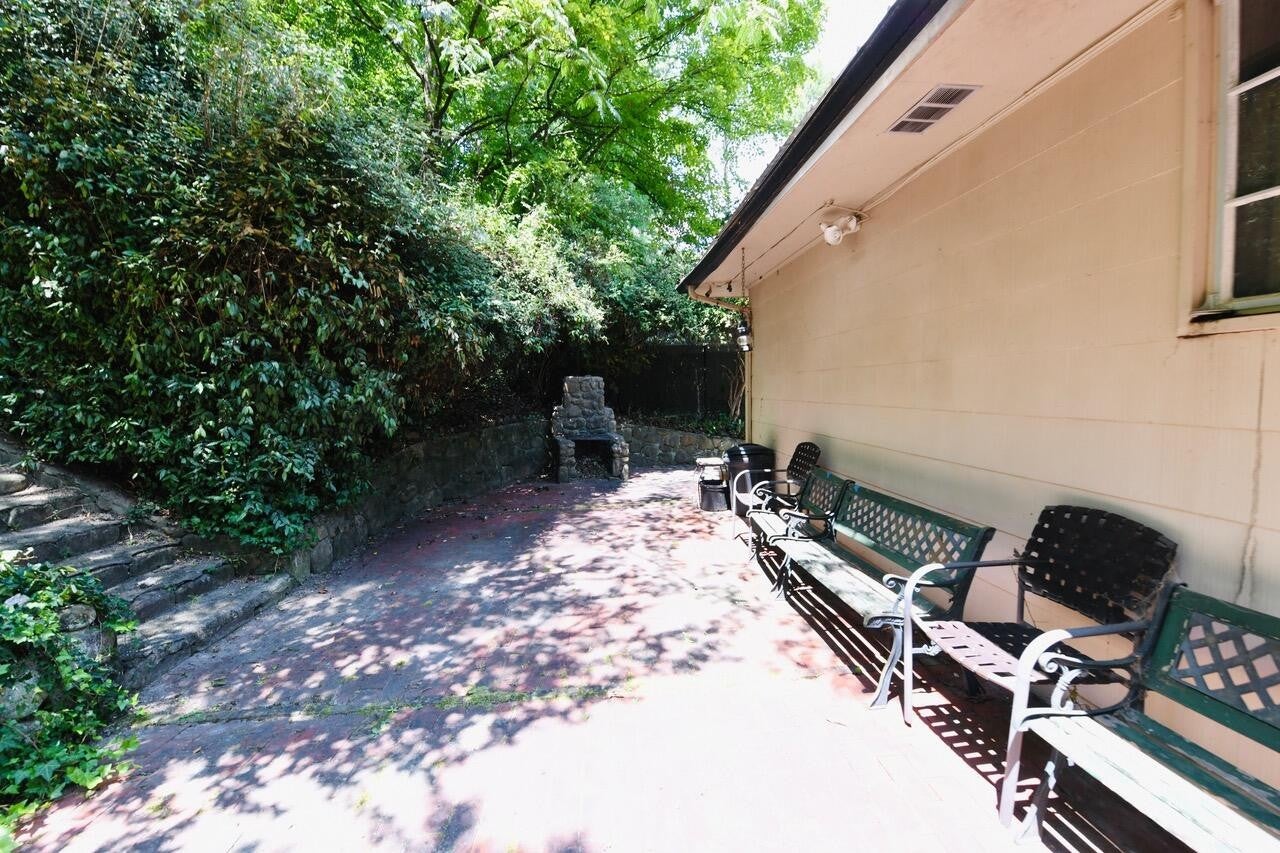 3227 Haywood Avenue