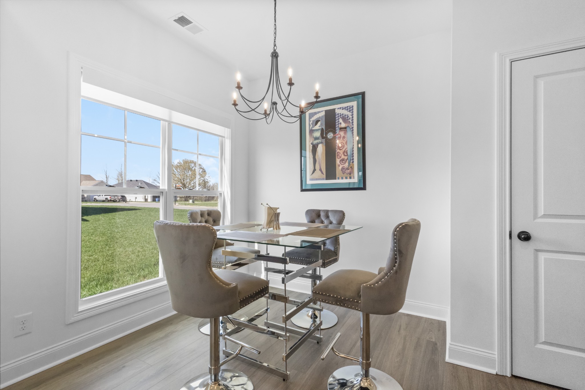 Clarksville, Tennessee 37043, United States, 3 Bedrooms Bedrooms, ,2 BathroomsBathrooms,Residential,Active,104420